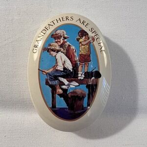 AVON Grandfathers Are Special Soap Vintage Tin Unused 1983‎ England Gift Bath